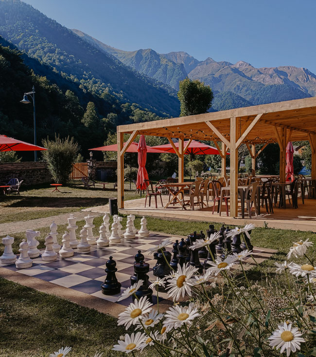 bar camping pyrenees natura estaing